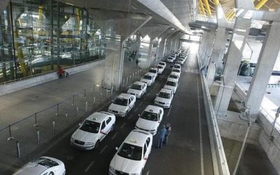 La lucha contra los ‘taxis pirata’ en el aeropuerto de Barajas