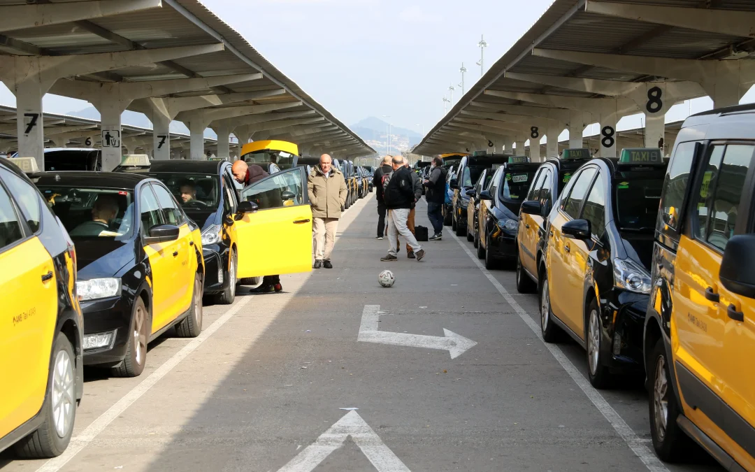 Taxi Barcelona aeropuerto vs. servicio privado: ¿qué te conviene más?