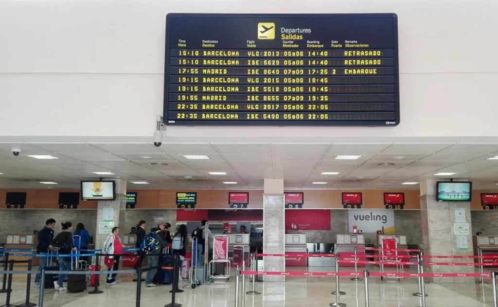 aeropuerto granada destinos knZC U807357631767GH 1248x770@Ideal