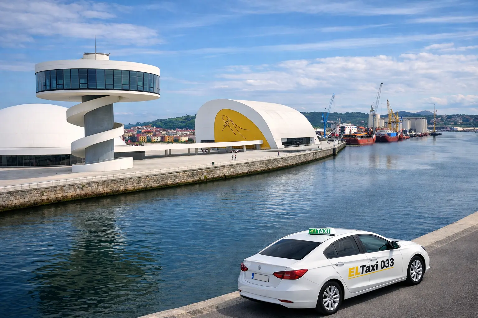 Centro Niemeyer y puerto industrial en Avilés