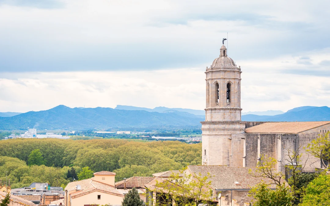 Cómo llegar a Llagostera desde Girona o la Costa Brava cuando no hay conexión directa