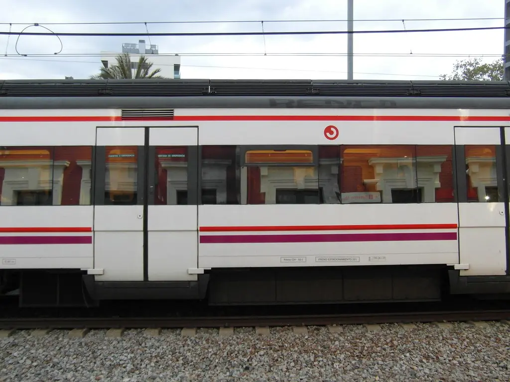 Estación de Cornellà y Rodalies Estación de Cornellà y Rodalies
