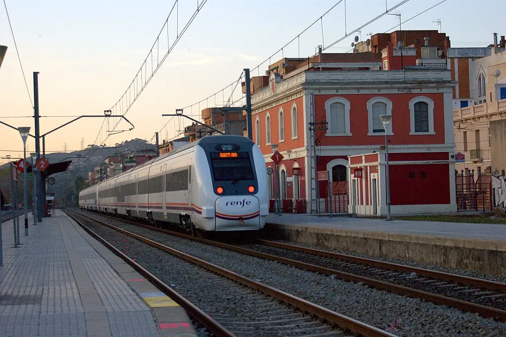 Estación de tren Montcada Estación de tren Montcada