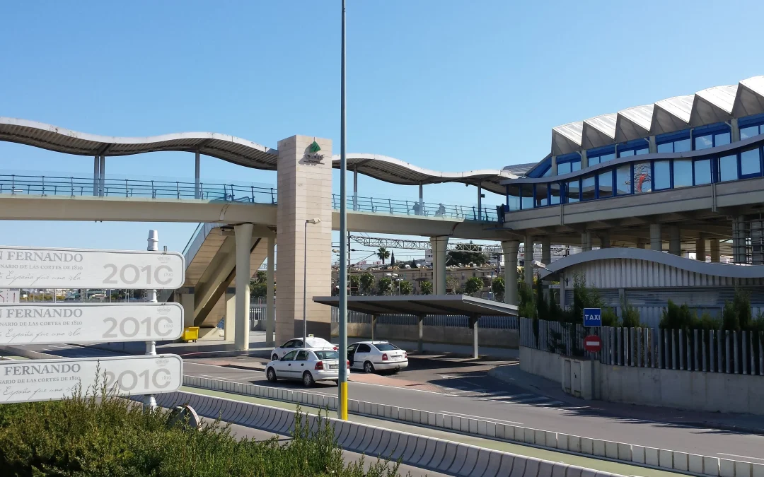 Hospital San Carlos, estación y Arsenal de La Carraca: cómo desplazarte por San Fernando