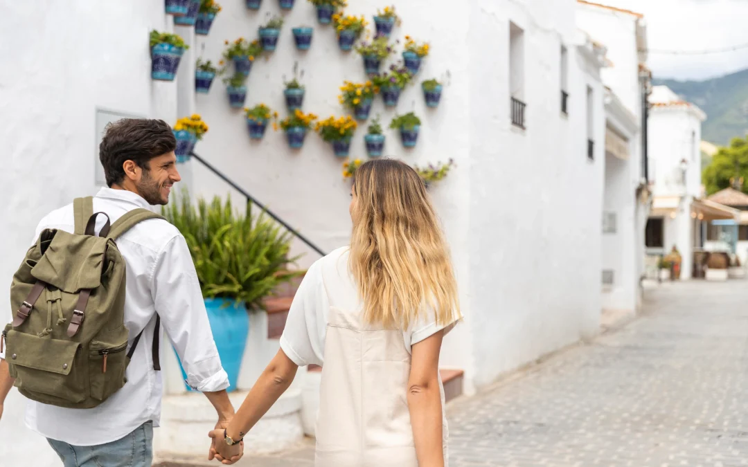 Cómo moverse por el casco histórico, el puerto y las urbanizaciones de Estepona