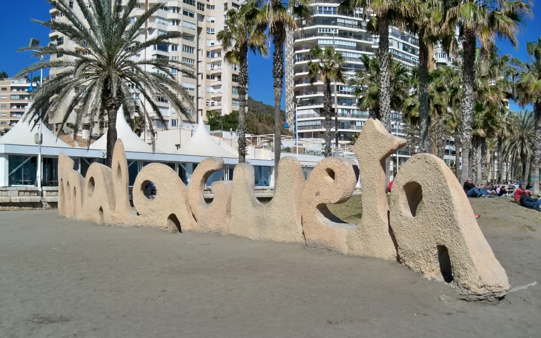 Cómo moverse entre La Malagueta, el centro histórico, el puerto y María Zambrano