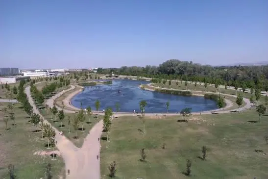 Parque Plaza en Zaragoza Parque Plaza en Zaragoza