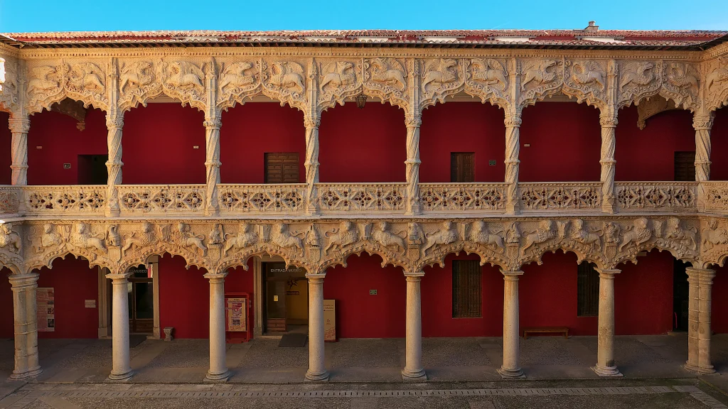 Patio de los Leones Palacio del Infantado Guadalajara