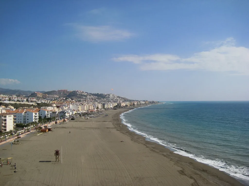 Playa de la Victoria en Cádiz Playa de la Victoria en Cádiz
