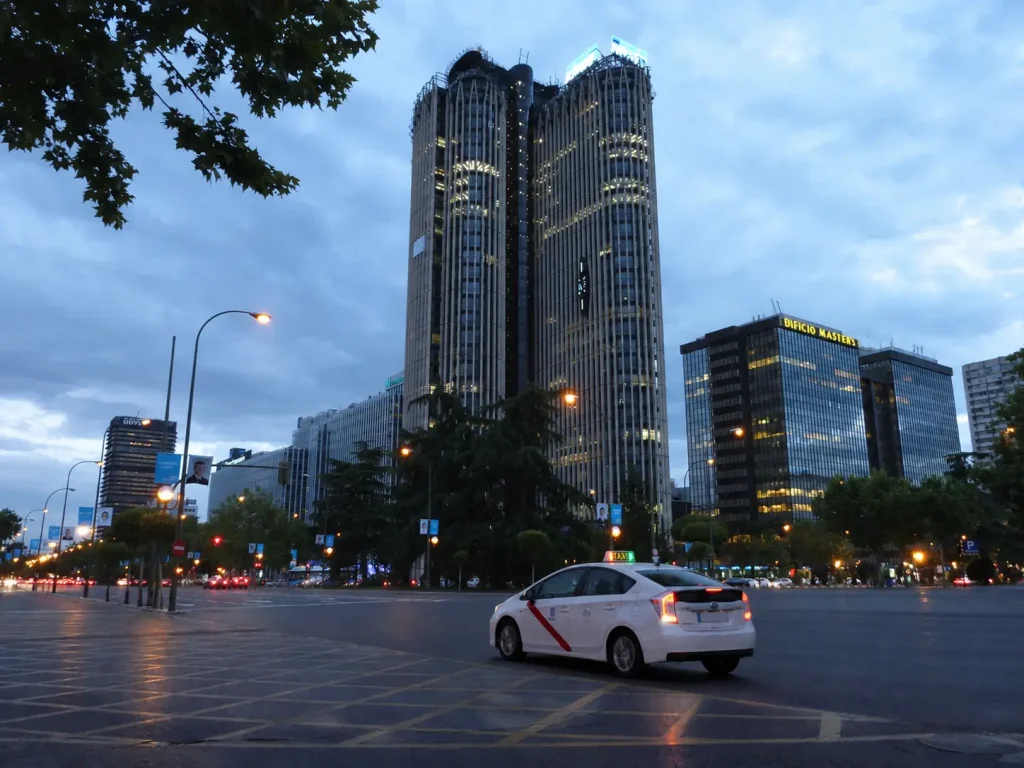 Taxi en zona empresarial de Madrid