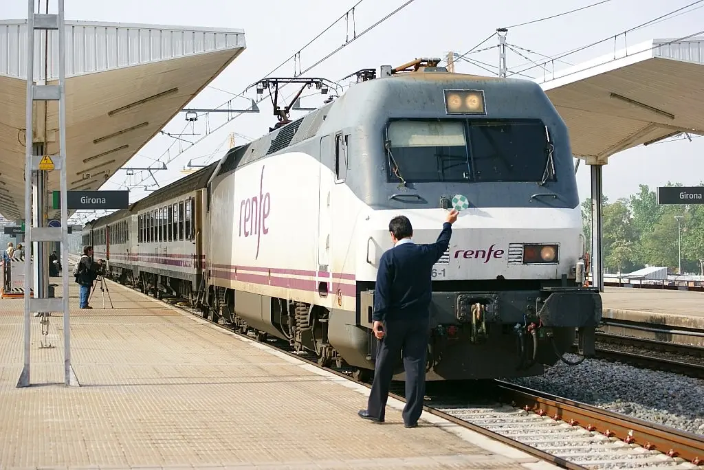 Tren estación de Girona Tren estación de Girona