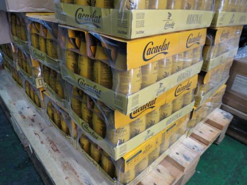 Palets de Bebidas y Ayuda CAS y Centros Reparto Comida