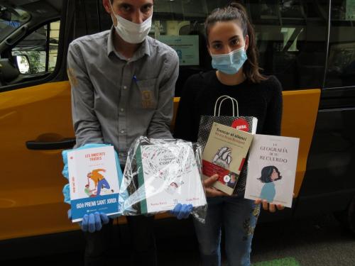 Director 033 y Laia Àrea de comunicació i RSC | H. Clínic 